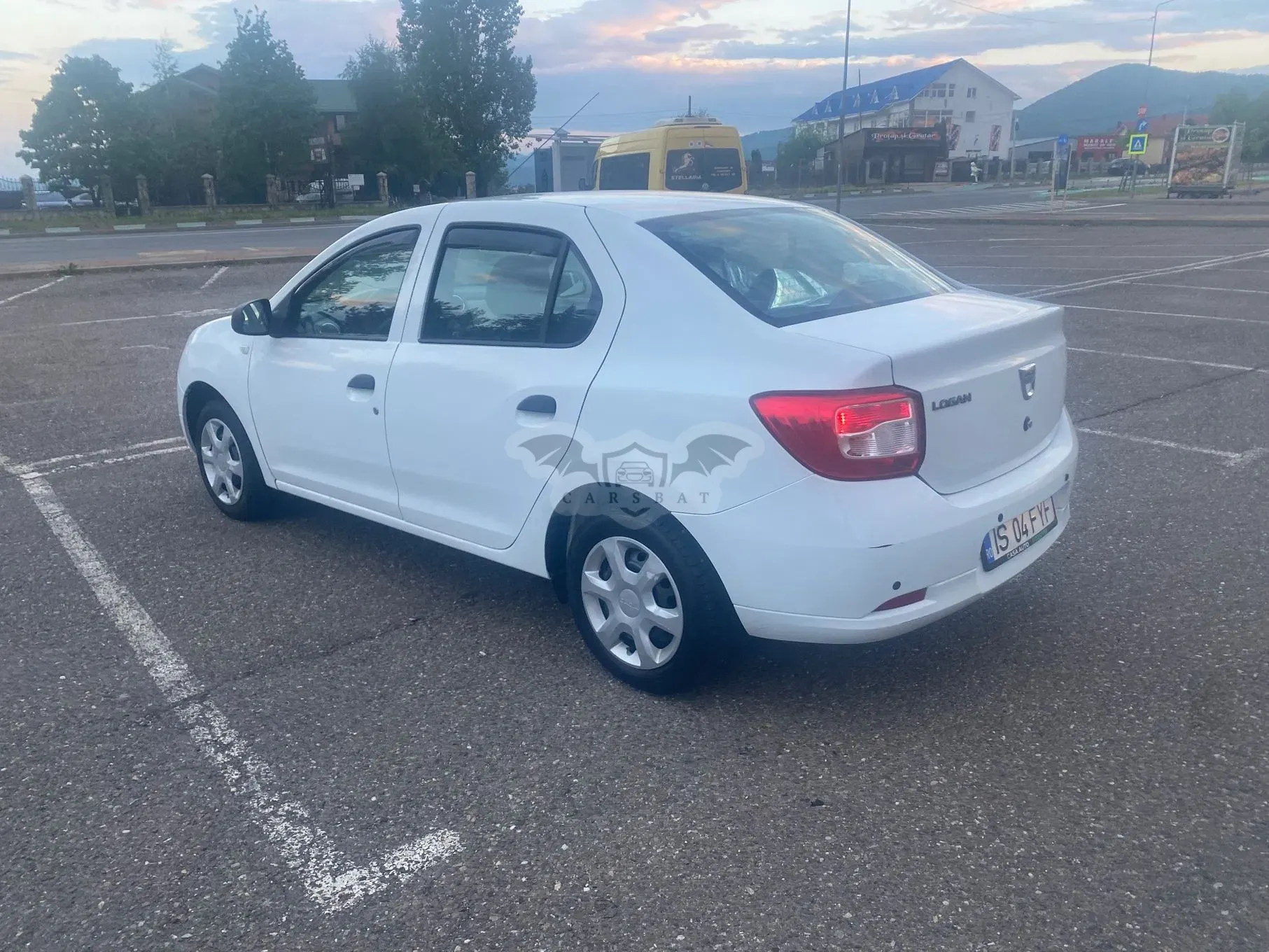 Dacia Logan II [2012 - 2020] 1.2 75CP Laureate 2014