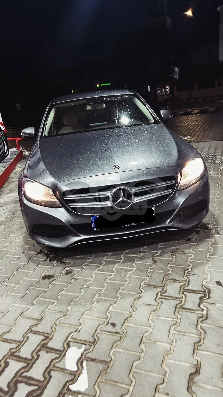 Mercedes-Benz C W205 [2014 - 2021] 180 (BlueTEC) d 7G-TRONIC 2017