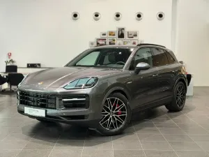 Porsche Cayenne S E-Hybrid 2025