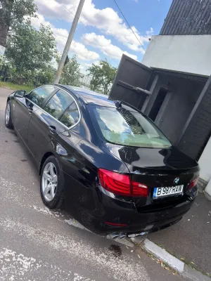 BMW 5 Series F10/F11/F07 [2010 - 2017] 520d 2011