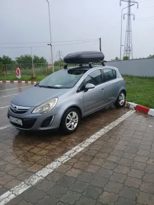 Opel Corsa D [2006 - 2014] 1.2 Essentia 2011