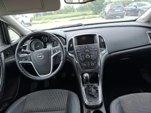 Opel Astra J [2009 - 2018] 1.4 Turbo Edition 2014