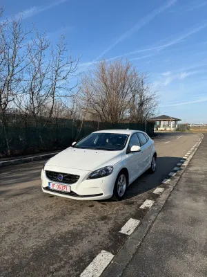 Volvo V40 II [2012 - Prezent] D2 You 2014