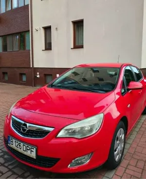 Opel Astra J [2009 - 2018] 1.4 Enjoy 2011