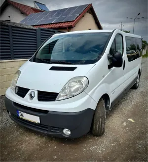 Renault Trafic Grand Passenger L2H1 Authentique 2011