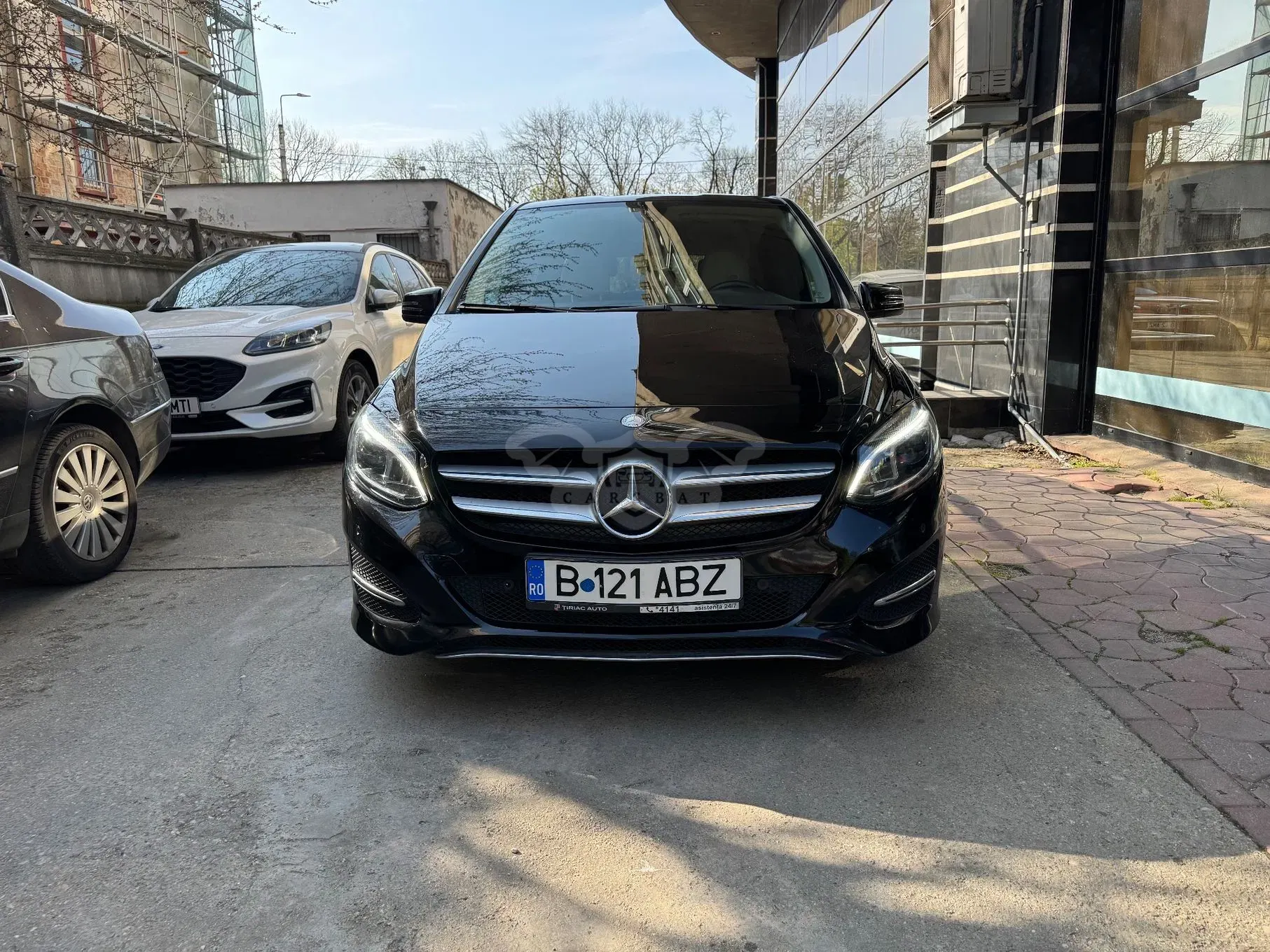 Mercedes-benz B 220 2016