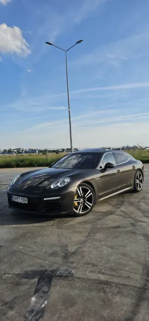 Porsche Panamera 3.0 PDK 4S 2015