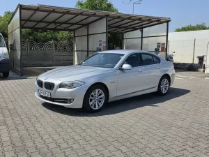 BMW 5 Series F10/F11/F07 [2010 - 2017] 520d Aut. 2011