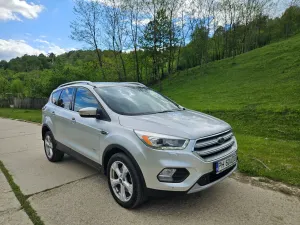 Ford Kuga II [2012 - 2019] 2.0 TDCi 4WD Powershift Titanium 2017