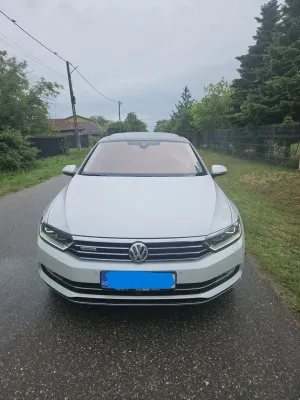 Volkswagen Passat B8 [2014 - Prezent] 2.0 TDI SCR 4Mot DSG Highline 2018