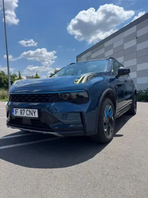 Lynk&Co 01 2022