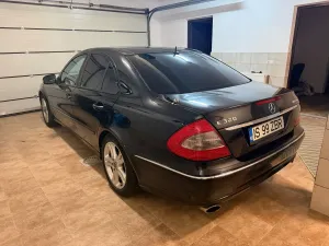 Mercedes-Benz E W211 [2002 - 2009] 2008