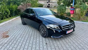 Mercedes-Benz E W213 [2016 - 2023] 200 9G-TRONIC Avantgarde 2017