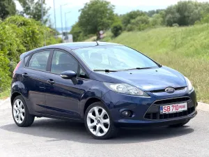 Ford Fiesta VII [2008 - 2017] 1.25i Titanium 2012