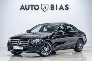 Mercedes-Benz E W213 [2016 - 2023] 200 d 9G-TRONIC Avantgarde 2017