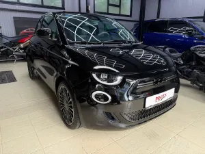 Fiat 500e 42 kW 118 CP La Prima 2022