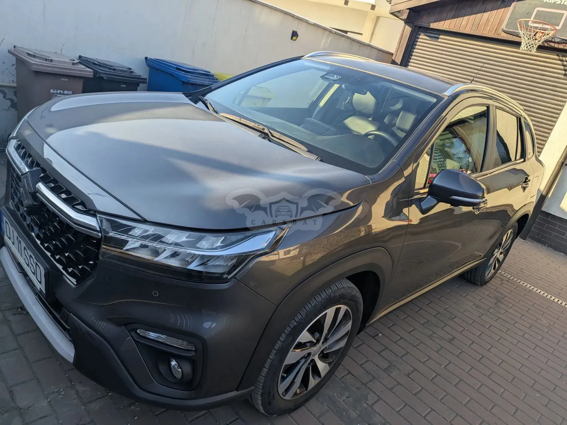 Suzuki S-cross 2023