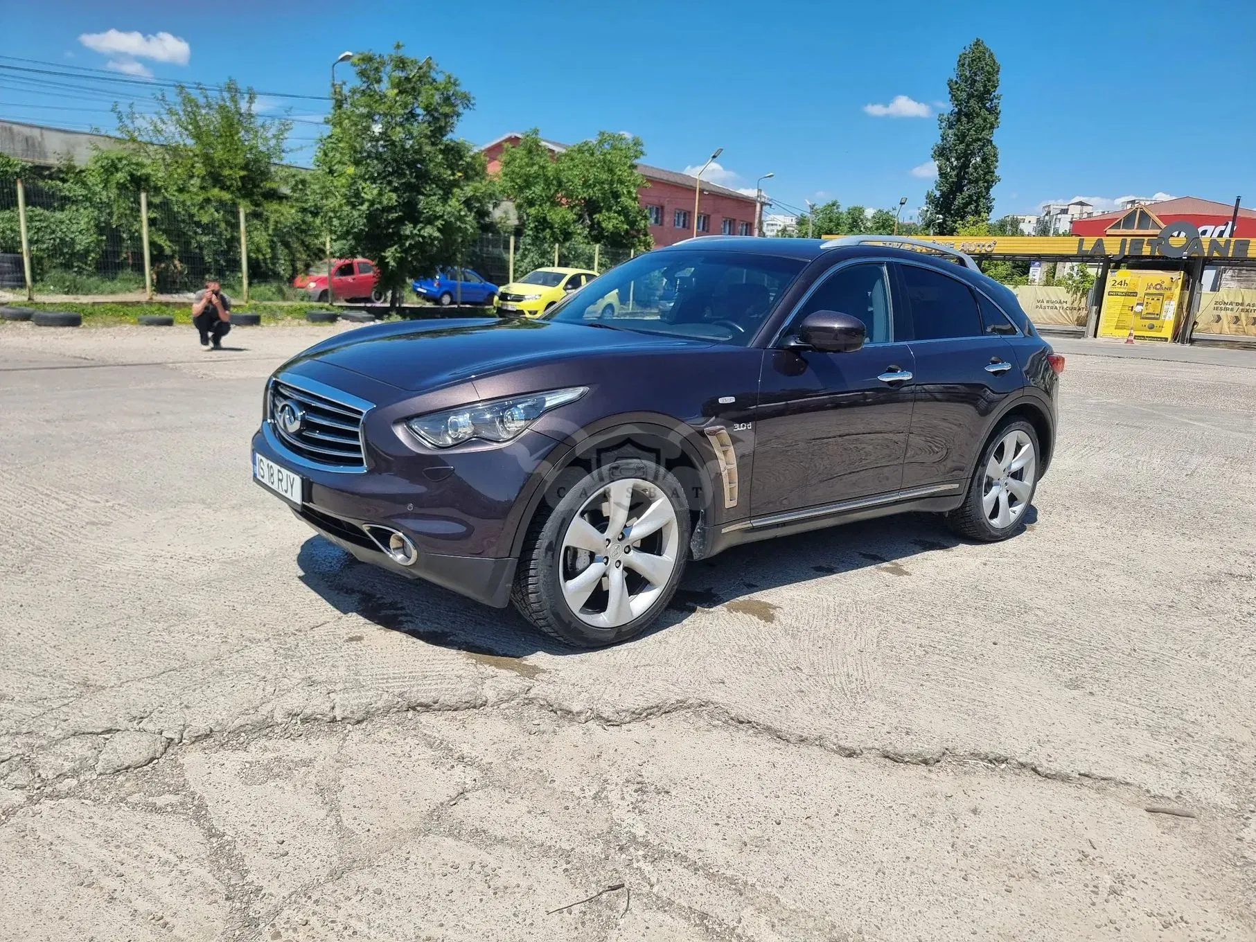 Infiniti Q70 2015