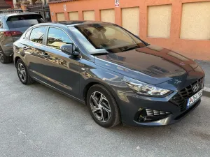 Hyundai i30 III [2016 - Prezent] 1.5 T-GDI MHEV 160CP Highway 2021