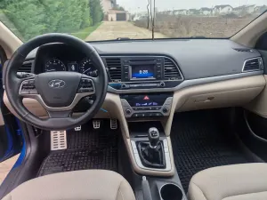 Hyundai Elantra 1.6 MPi Exclusive 2017