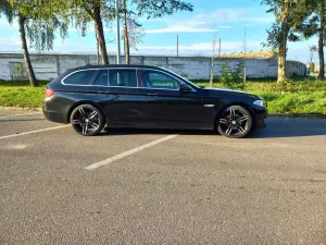 BMW 5 Series F10/F11/F07 [2010 - 2017] 520d 2011