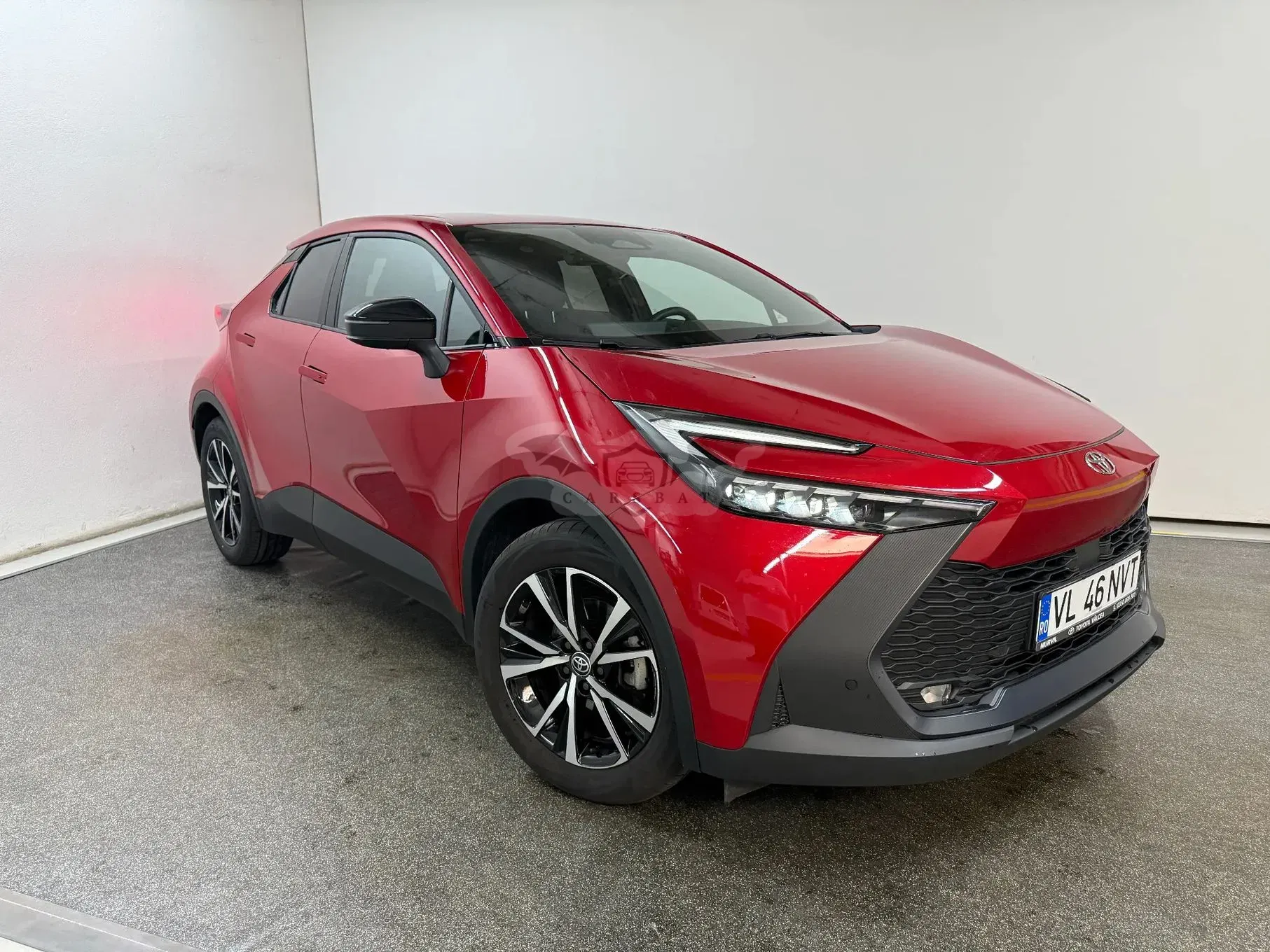 Toyota C-HR 2.0 HEV 197 CP 4x2 CVT Dynamic 2025