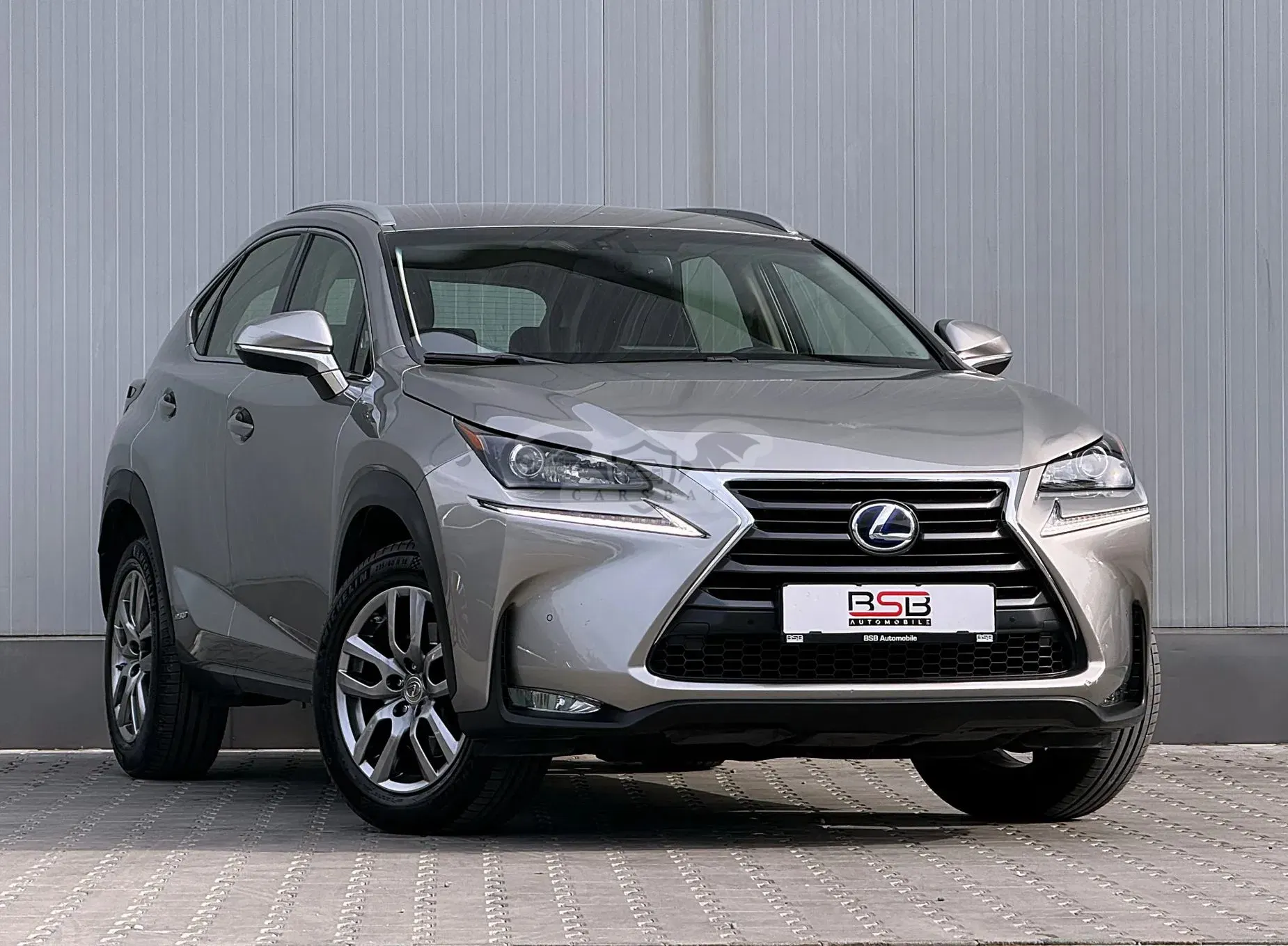 Lexus NX 300h AWD Luxury 2017
