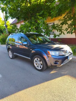 Mitsubishi Outlander II [2005 - 2012] 2.2 DI-D NAVI Instyle 2009