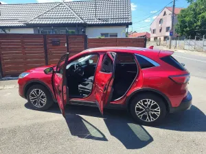 Ford Kuga III [2019 - Prezent] 2.5 Duratec FHEV AWD Titanium 2021