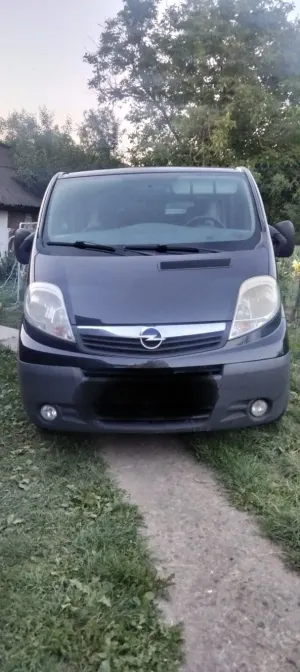 Opel Vivaro 2012