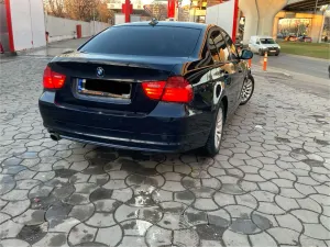 BMW 3 Series E90/E91/E92/E93 [2005 - 2013] 320i Aut. 2009
