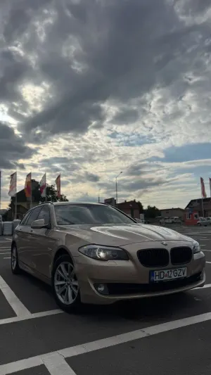 BMW 5 Series F10/F11/F07 [2010 - 2017] 520d 2011