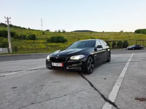 BMW 5 Series F10/F11/F07 [2010 - 2017] 520d xDrive AT 2015