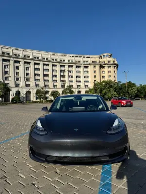 Tesla Model 3 Long Range 2020
