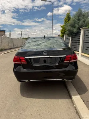 Mercedes-Benz E W212 [2009 - 2016] 220 BlueTEC 9G-TRONIC 2015