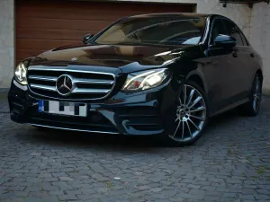 Mercedes-Benz E W213 [2016 - 2023] 220 d 4MATIC Aut. 2017