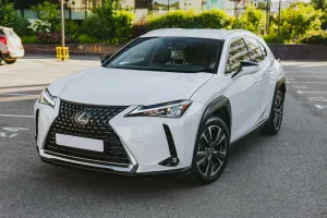 Lexus UX 200 FWD Business 2019