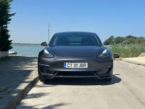 Tesla Model 3 2019