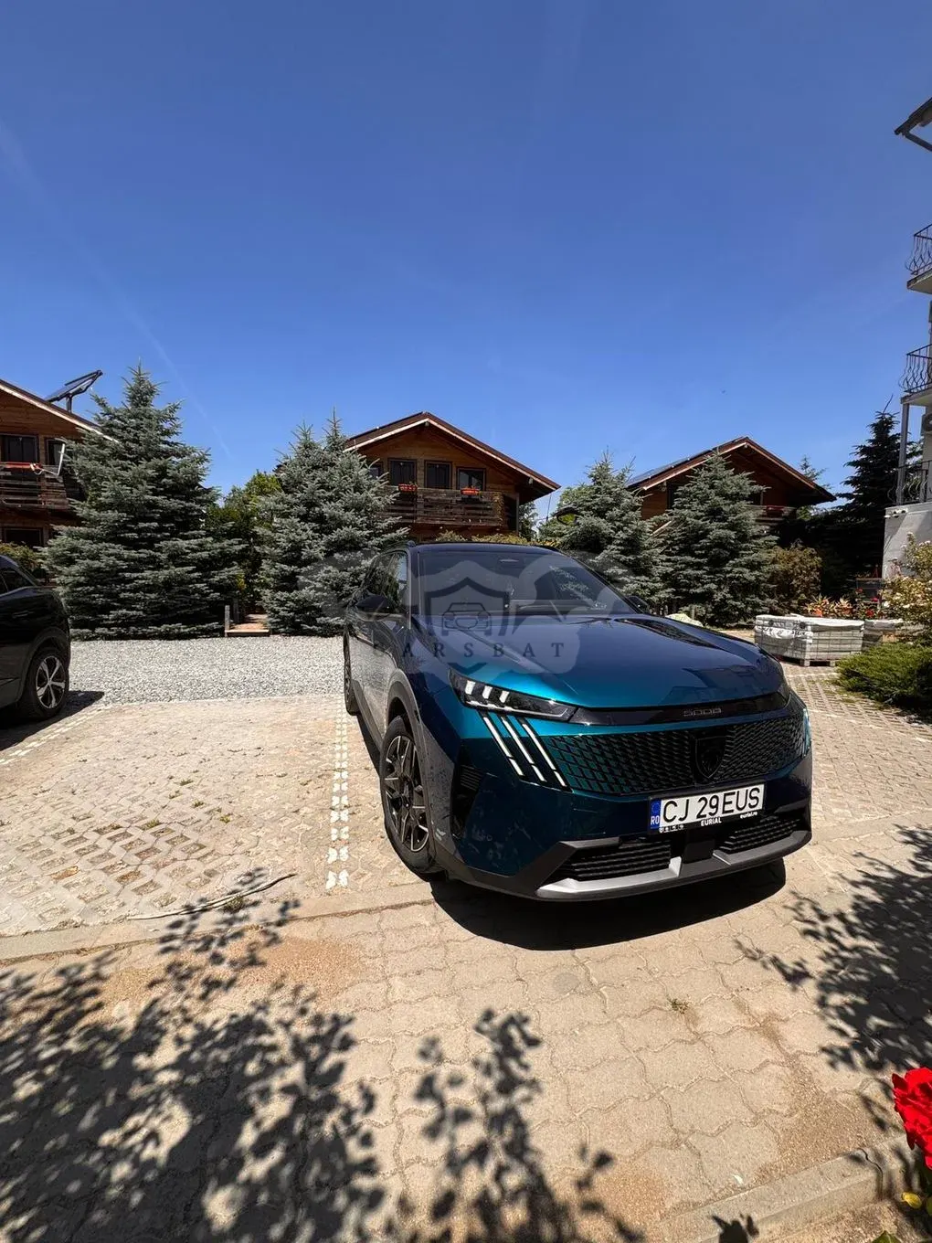 Peugeot 5008 1.2L 136 CP e-DCS6 MHEV GT 2024