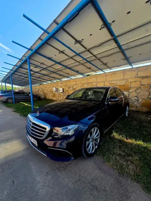 Mercedes-Benz E W213 [2016 - 2023] 220 d 4MATIC Aut. 2018