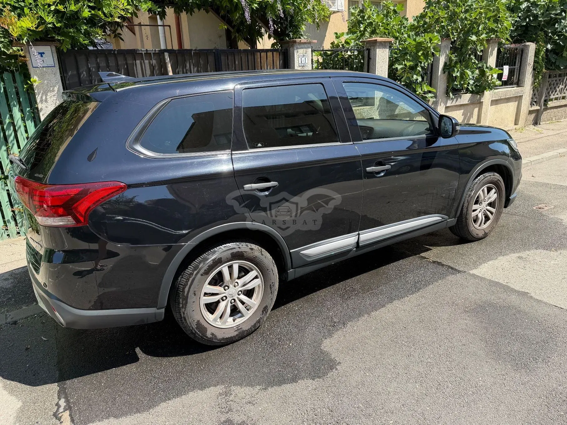 Mitsubishi Outlander III [2012 - 2021] 2.2 Litre DI-D AWD Invite+ 2017