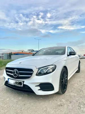 Mercedes-Benz E W213 [2016 - 2023] 400 d 4Matic 9G-TRONIC AMG Line 2020