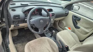 Opel Corsa C [1998 - 2006] ver-1-2i-easytronic-comfort 2001