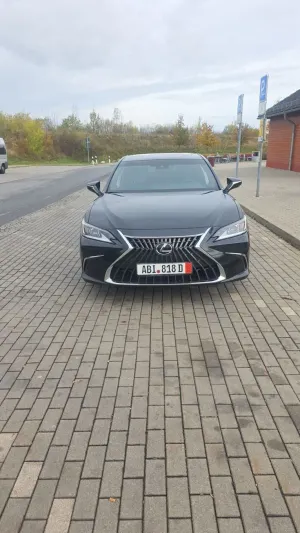 Lexus ES VII [2018 - Prezent] 300h 2.5 TNGA HV 25H- 4X2 CVT Business 2024