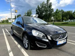 Volvo S60 II [2010 - 2018] DRIVe Start-Stop Basic 2013
