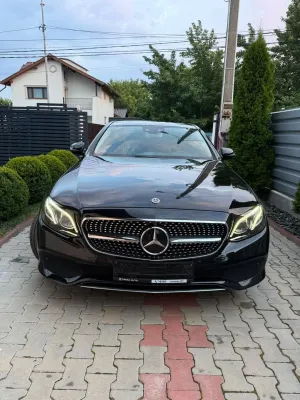 Mercedes-Benz E W213 [2016 - 2023] 220 d 4MATIC Aut. 2018