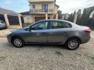 Renault Fluence (SM3) 1.6 Authentique 2012