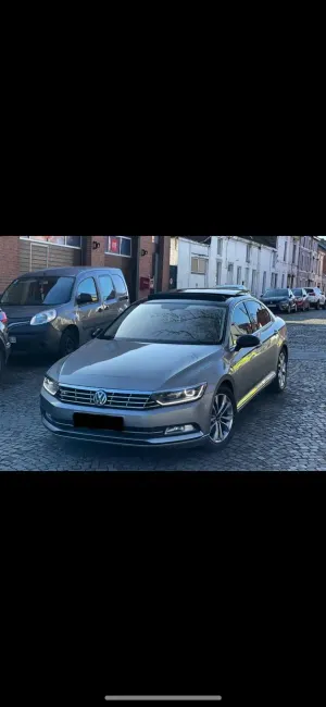 Volkswagen Passat B8 [2014 - Prezent] 1.6 TDI SCR DSG Comfortline 2015