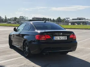 BMW 3 Series E90/E91/E92/E93 [2005 - 2013] 320d 2011