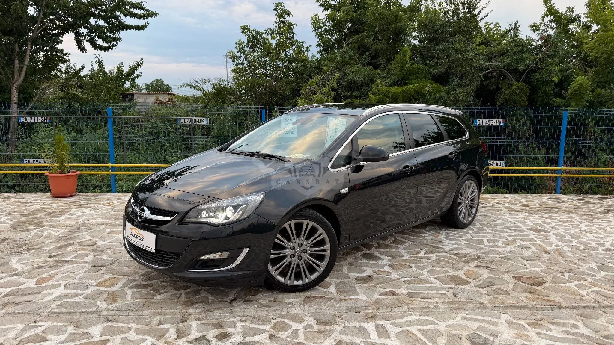 Opel Astra J [2009 - 2018] 1.6 Turbo ECOTEC Cosmo Aut. 2013